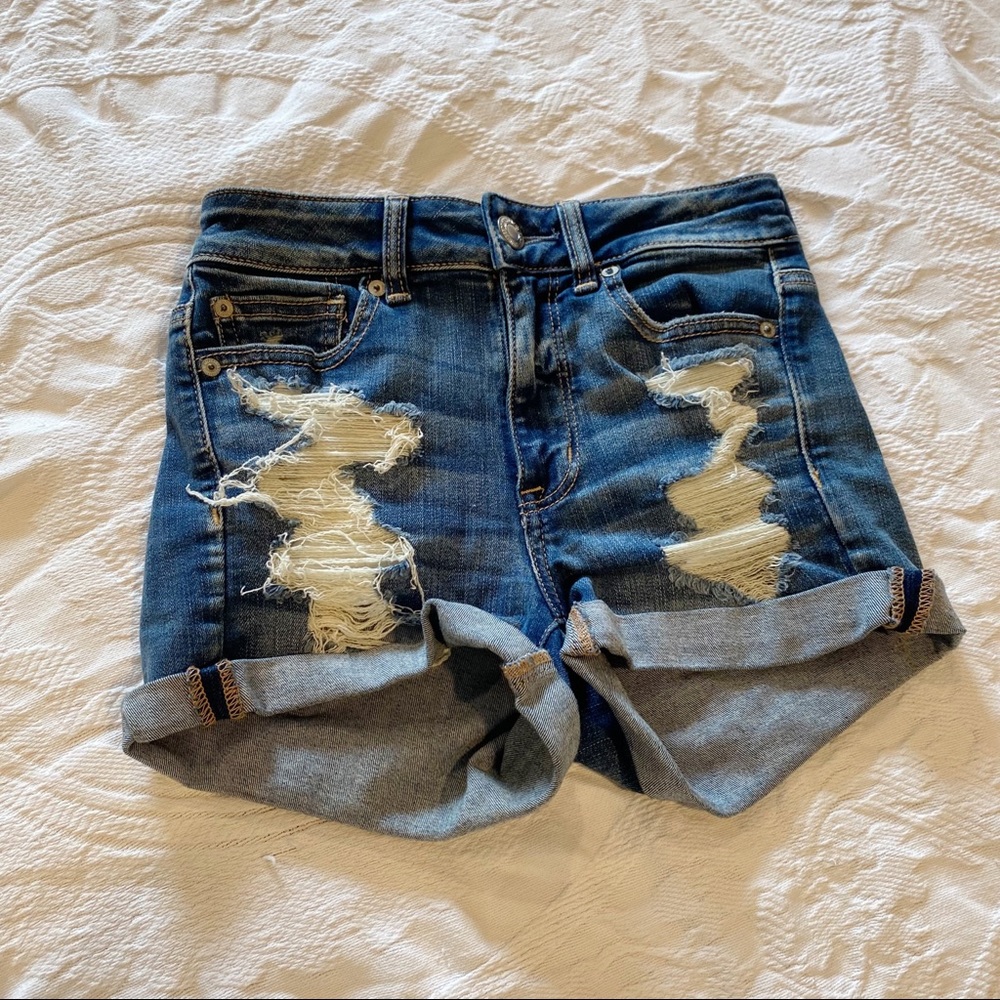 AE | Distressed Hi Rise Shortie 2